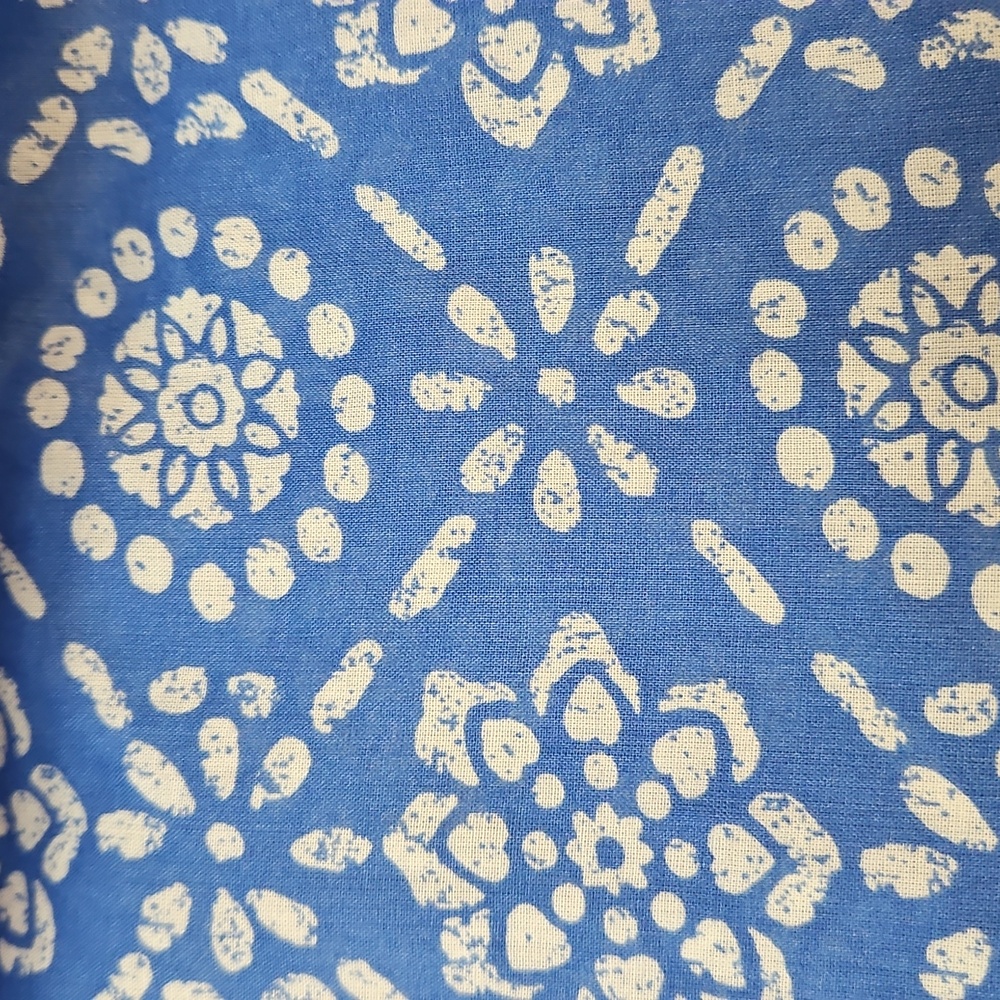 Talbots Women's Patterned Button Up Blouse Size XL Pleated Blue White 3/4 Sleeve - Picture 9 of 12